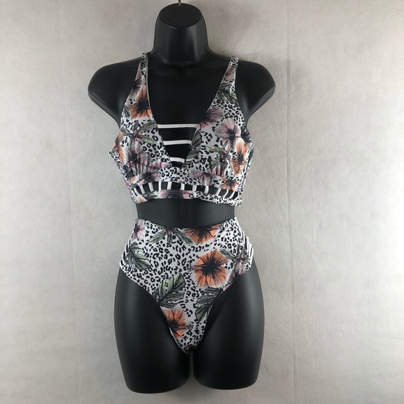 Newport Floral chetta swim suit large two piece - Picture 4 of 6